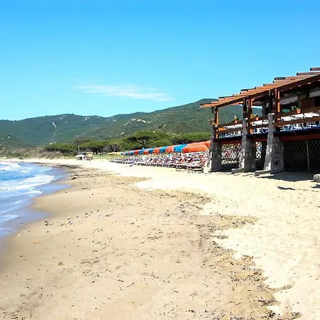 아파트 Golfo Della Lacona-3 By Interhome